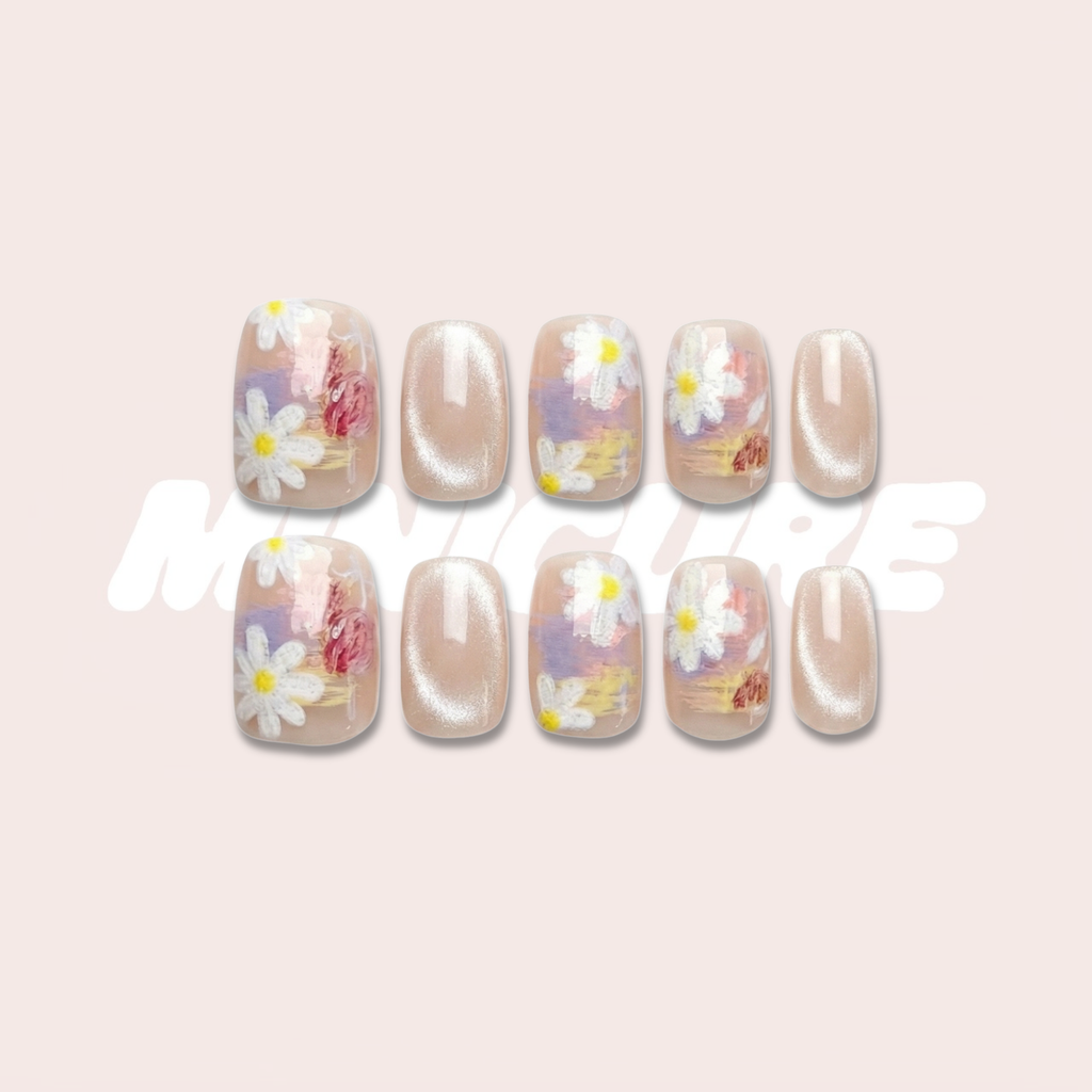 Daisy Whisper – Oil-Painting Daisy Short Oval Press-On Nails (Milk Coffee + Light Gold Satin, Pearl Powder + Matte)