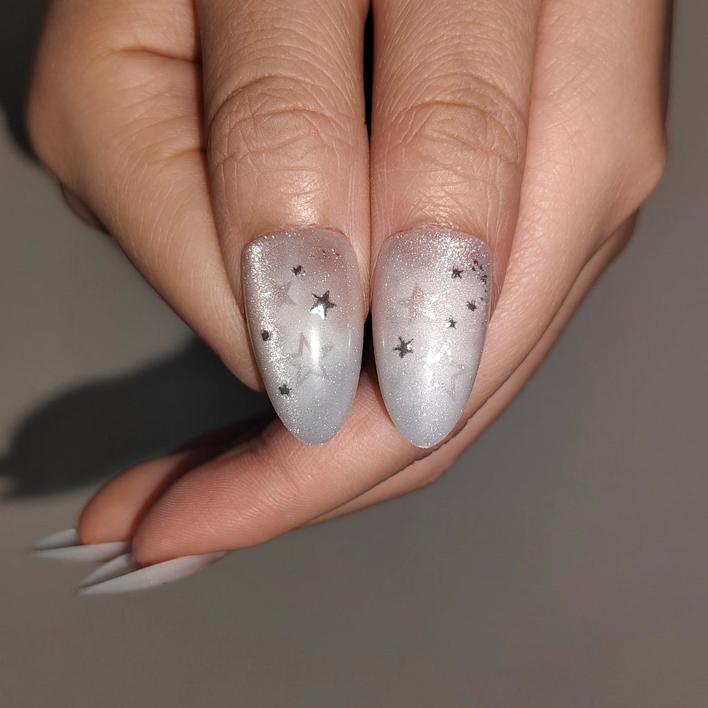 Silver Starlight – Silver Shimmer “Starry” Press-On Nails (High-Impact Sparkle Look)