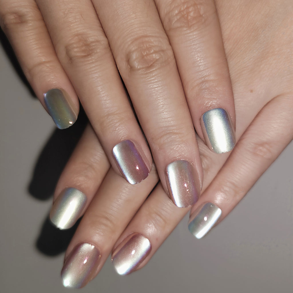 Bubblegum Aurora – Nude Base Iridescent Gradient Short Square Press-On Nails (Aurora Powder + Mirror Powder)