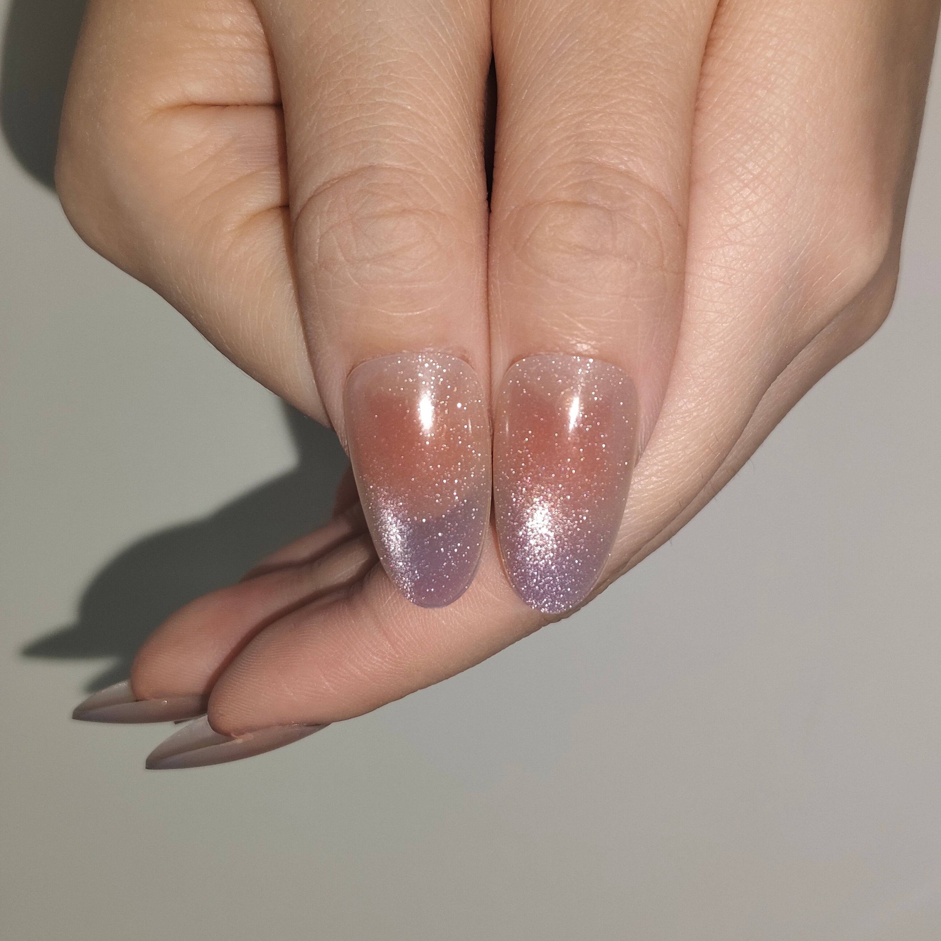 Plum Kiss (Long) – Pink-Brown to Smoky Purple Long Oval Press-On Nails (Iridescent + Fine Glitter Shimmer)