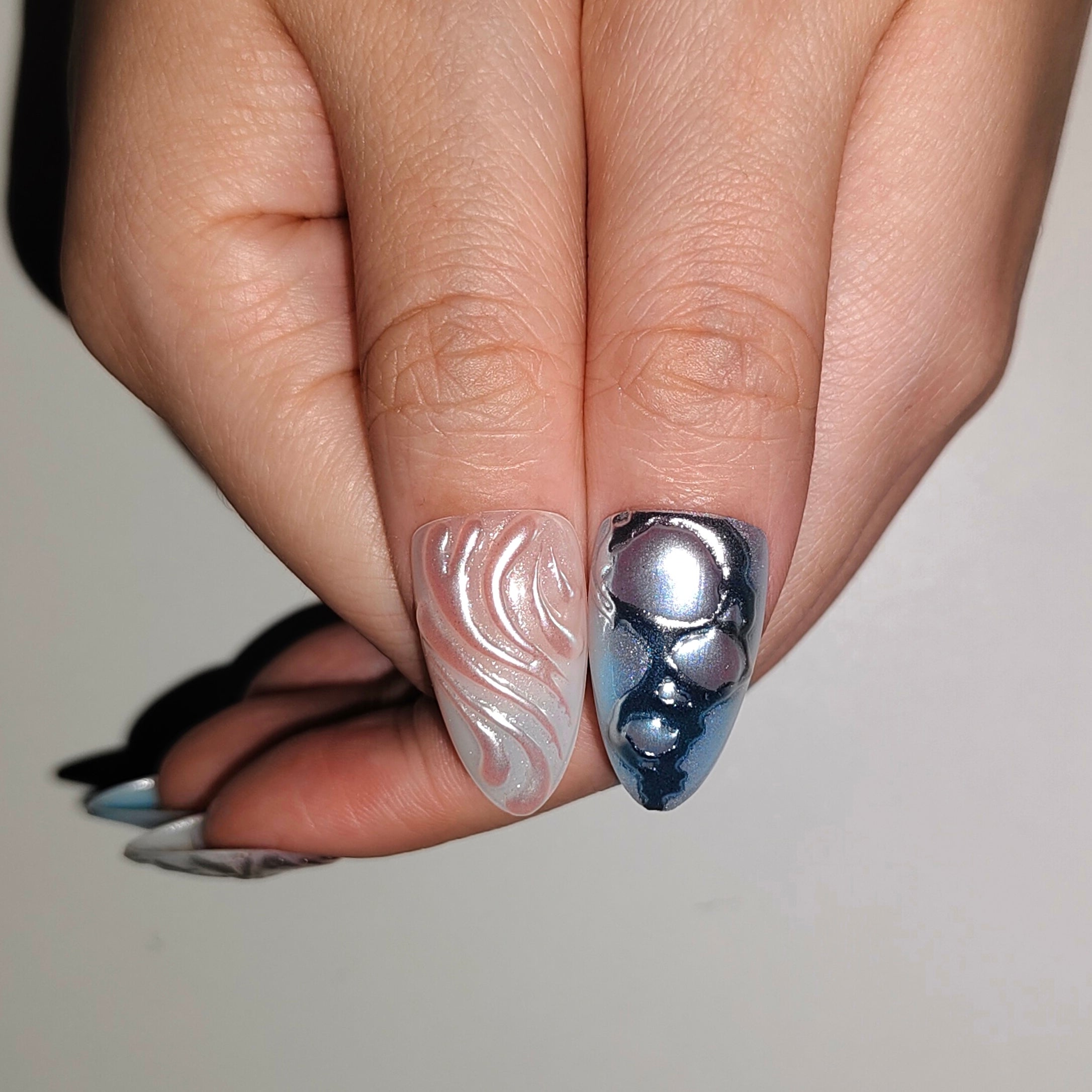 Cyber Frost – Silver/Blue/Black Color-Block Long Oval Press-On Nails (Liquid Metal + Mirror Powder + 3D)