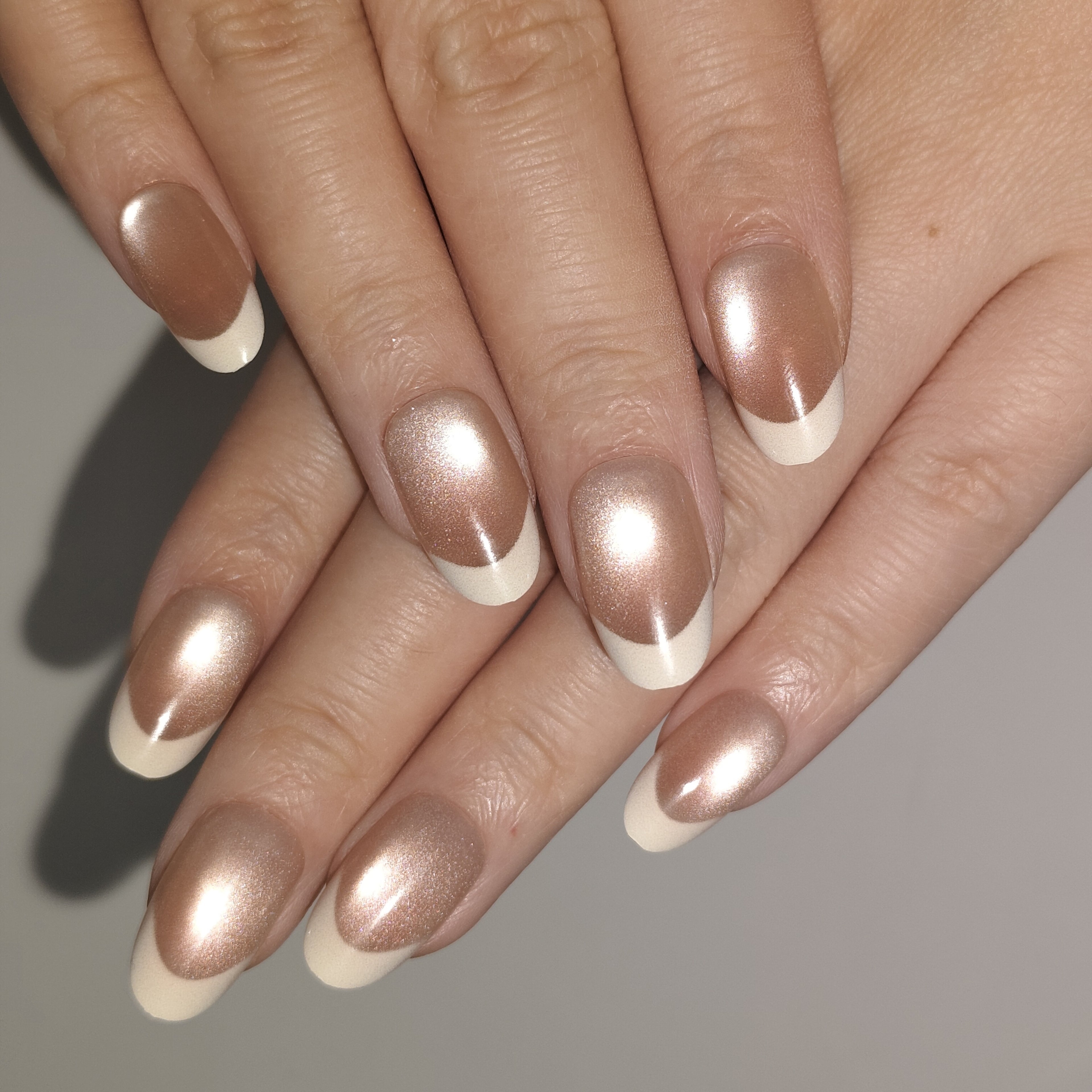 Moonlight Prism – Nude Base & Off-White French Tip Medium Oval Press-On Nails (Pearl Powder Soft Metallic Sheen)