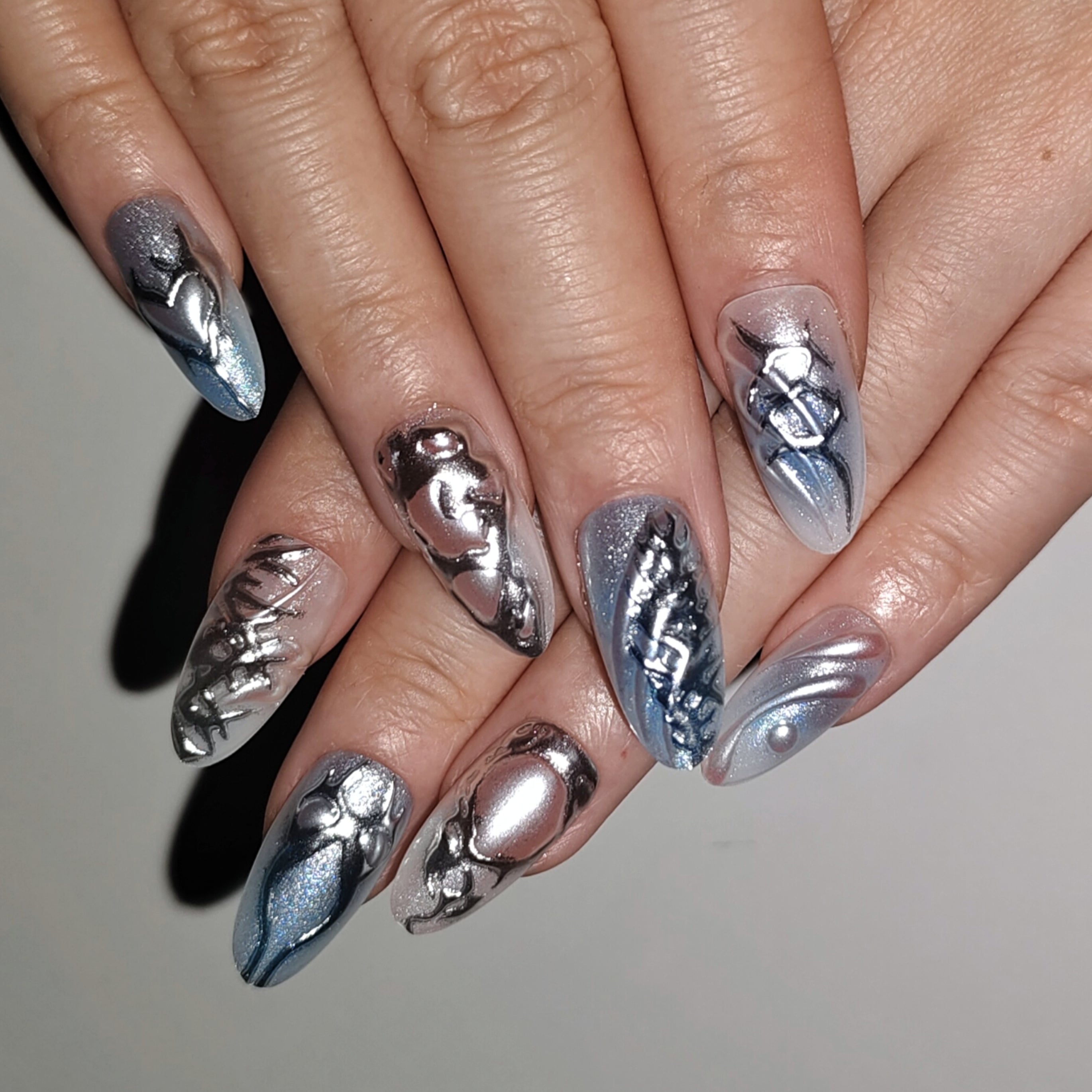 Cyber Frost – Silver/Blue/Black Color-Block Long Oval Press-On Nails (Liquid Metal + Mirror Powder + 3D)