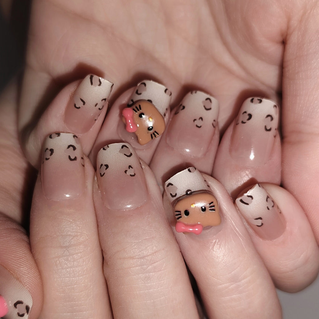 Leopard Kitty – Y2K Leopard Short Square Press-On Nails (3D Kitty + High Gloss)